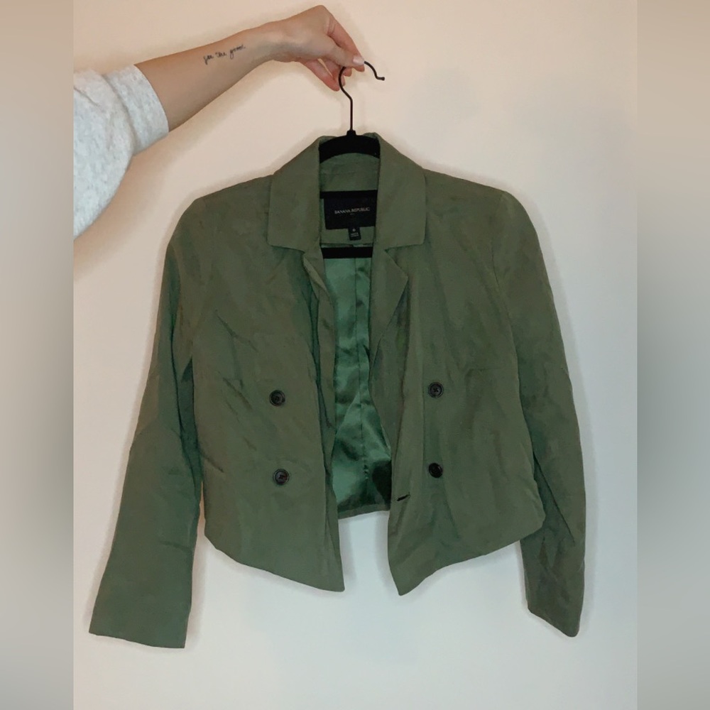 Banana Republic Cropped Blazer